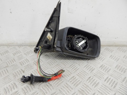 Зеркало наружное правое BMW 5-series (E39) 51 16 8 184 836