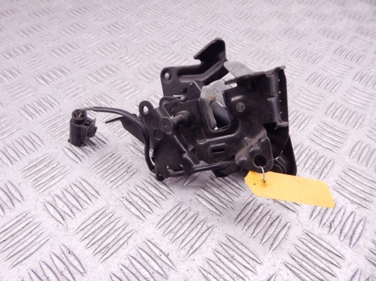 Замок капота BMW 5-series (F10/11) 51 23 7 206 453 Замок капота BMW 5-series (F10/11) 51 23 7 206 453