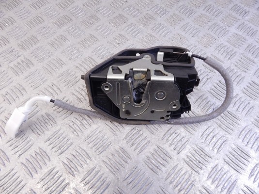 Замок двери передней левой BMW 5-series (E60/61) 51 21 7 202 145