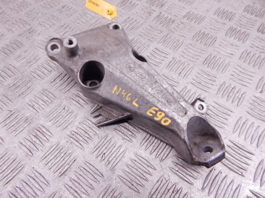 Кронштейн двигателя BMW 3-series (E90/91/92) 22 11 6 760 307 Кронштейн двигателя BMW 3-series (E90/91/92) 22 11 6 760 307