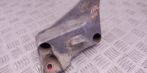 Кронштейн двигателя BMW 5-series (E39) 22 11 6 750 441 Кронштейн двигателя BMW 5-series (E39) 22 11 6 750 441