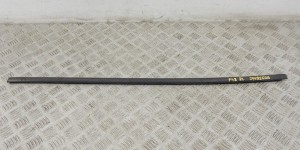 Молдинг стекла двери задней левой наружный BMW X1-series (F48) Молдинг стекла двери задней левой наружный BMW X1-series (F48)