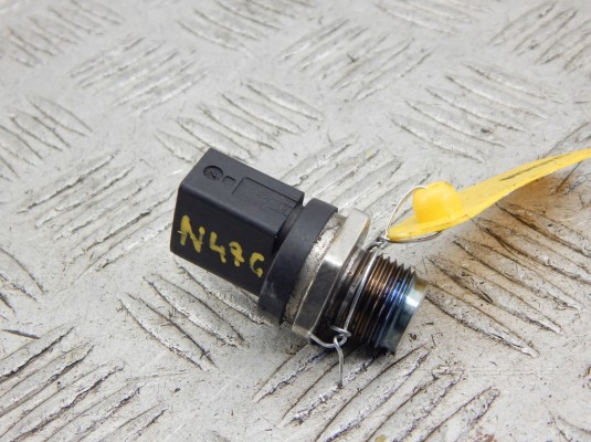 Датчик давления топлива BMW 1-series (E87) 13 53 8 577 623