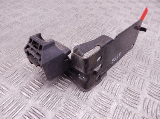 Передняя панель крепления облицовки (телевизор) BMW 3-series (E90/91/92) 51 64 7 117 812