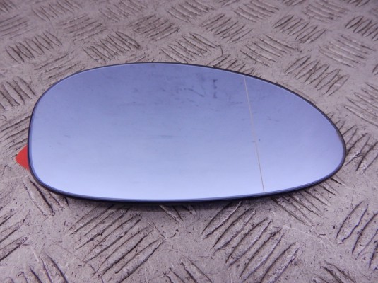 Стекло зеркала наружного правого BMW 3-series (E90/91/92) 51 16 7 145 268