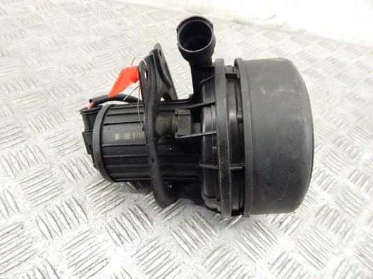 Насос продувки катализатора BMW 3-series (E46) 11 72 7 514 953