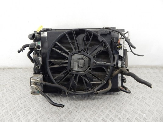 Кассета радиаторов BMW 5-series (E60/61) 17 11 7 519 204 Кассета радиаторов BMW 5-series (E60/61) 17 11 7 519 204