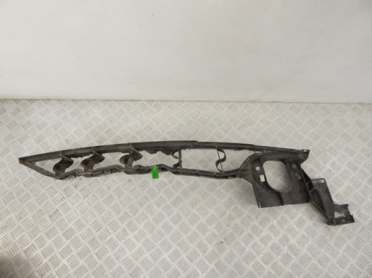 Кронштейн крепления крыла переднего правого BMW X5-series (E70) 51 65 7 157 990