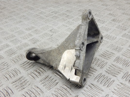 Кронштейн двигателя BMW 3-series (E46) 22 11 6 753 296 Кронштейн двигателя BMW 3-series (E46) 22 11 6 753 296