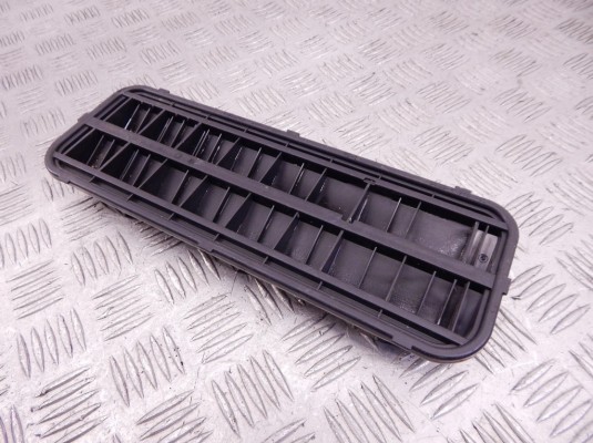 Решетка вентиляции кузова BMW 7-series (F01/02) 64 22 6 910 722 Решетка вентиляции кузова BMW 7-series (F01/02) 64 22 6 910 722