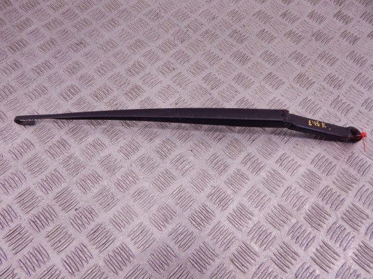 Щеткодержатель (поводок стеклоочистителя, дворник) BMW 3-series (E46) 61 61 7 007 128