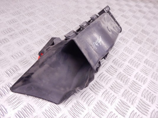 Воздуховод тормозной правый BMW 3-series (E90/91/92) 51 74 7 121 570