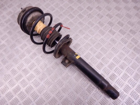 Стойка передняя правая BMW 3-series (E46) Стойка передняя правая BMW 3-series (E46)