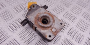 Замок капота BMW 5-series (E39) 51 23 8 203 859 Замок капота BMW 5-series (E39) 51 23 8 203 859