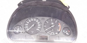 Щиток приборов (приборная панель) BMW 5-series (E39) 62 11 6 923 078