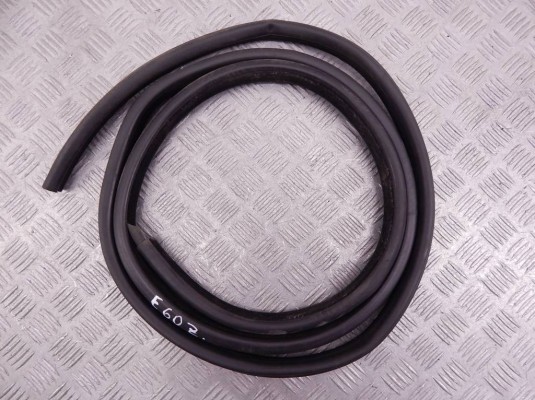 Уплотнитель BMW 5-series (E60/61) 51 72 7 122 434