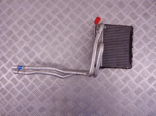 Радиатор отопителя (печки) BMW 3-series (E46) 64 11 8 372 783 Радиатор отопителя (печки) BMW 3-series (E46) 64 11 8 372 783