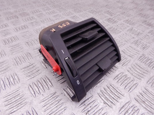 Дефлектор обдува салона BMW X5-series (E53) 64 22 8 402 216