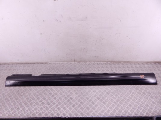 Накладка на порог BMW 3-series (E46) 51 71 8 209 756 Накладка на порог BMW 3-series (E46) 51 71 8 209 756