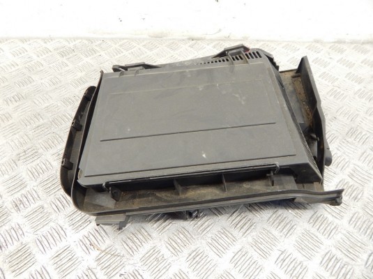 Корпус салонного фильтра BMW 5-series (E39) 64 31 8 379 625