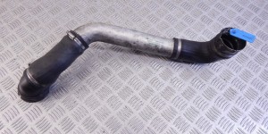 Патрубок интеркулера BMW 5-series (E60/61) 11 61 7 793 896