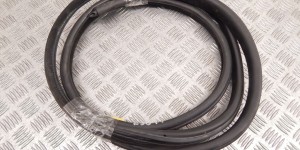 Уплотнитель BMW 3-series (E90/91/92) 51 72 7 060 287