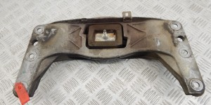 Кронштейн КПП BMW 5-series (E60/61) 22 31 6 761 106