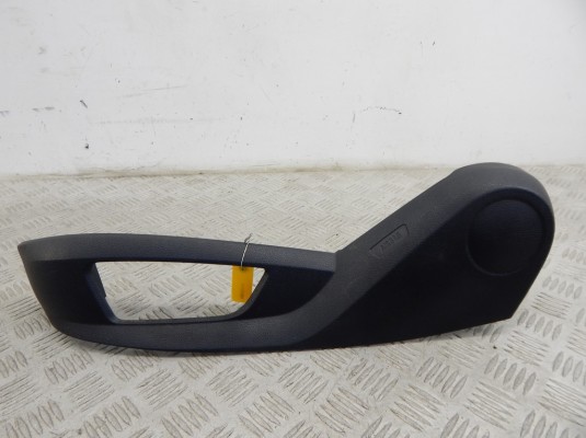 Накладка боковая на сиденье BMW 7-series (F01/02) 52 10 6 987 769