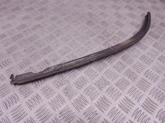 Ус под фару левый BMW 5-series (E39) 51 13 8 159 305