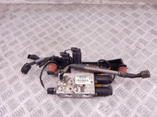 Блок клапанов активного стабилизатора BMW 7-series (E65/66) 37 20 6 758 704