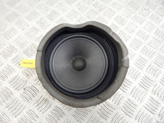 Динамик двери передней правой BMW X5-series (E53) 65 13 8 379 568