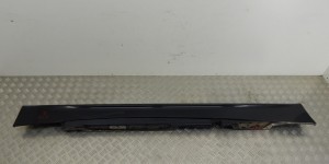 Накладка на порог BMW 1-series (E87) 51 71 7 147 402