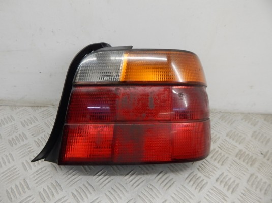 Фонарь задний правый BMW 3-series (E36)