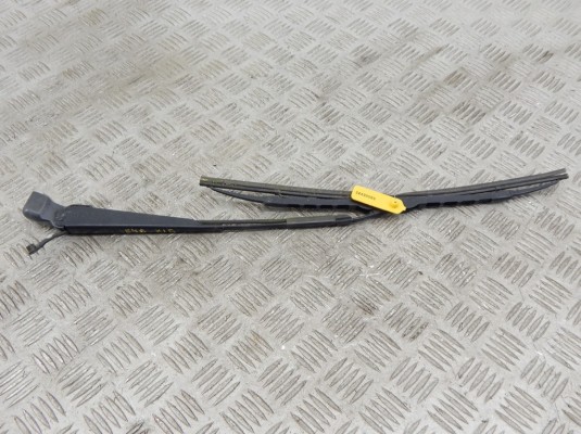 Щеткодержатель задний BMW 3-series (E46) 61 62 7 009 883