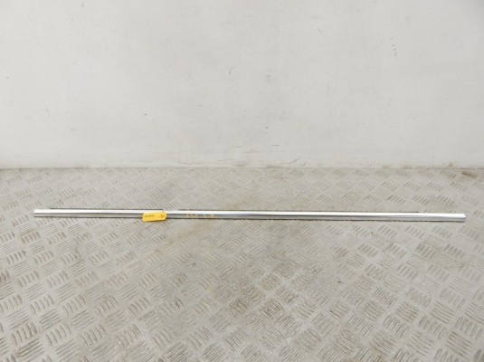 Молдинг стекла двери задней правой наружный BMW X5-series (E70) Молдинг стекла двери задней правой наружный BMW X5-series (E70)