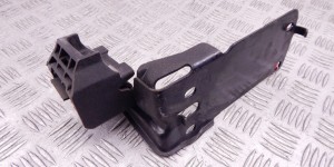 Передняя панель крепления облицовки (телевизор) BMW 3-series (E90/91/92) 51 64 7 117 812 Передняя панель крепления облицовки (телевизор) BMW 3-series (E90/91/92) 51 64 7 117 812