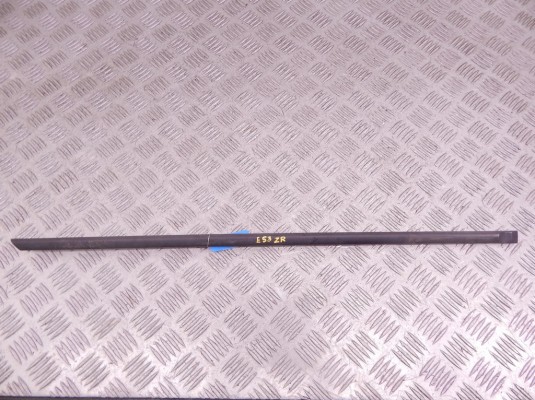 Молдинг двери задней правой BMW X5-series (E53) 51 13 8 402 654