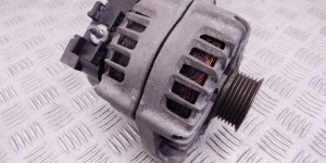 Генератор BMW 1-series (E87) 12 31 7 802 261 Генератор BMW 1-series (E87) 12 31 7 802 261