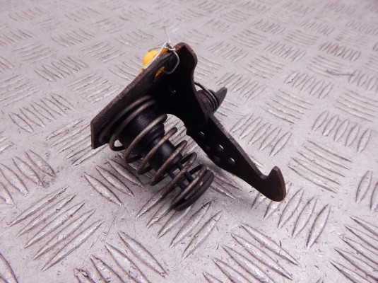 Крюк капота BMW 5-series (E60/61) 51 23 7 034 256