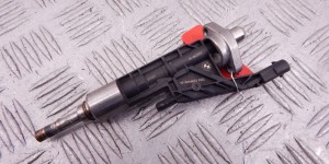 Форсунка BMW X1-series (F48) 13 53 7 639 990