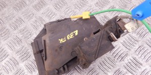 Замок двери передней правой BMW 5-series (E39) 51 21 8 235 104