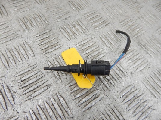 Брызговик BMW X3-series (E83) 51 62 3 416 421