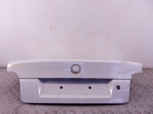 Крышка багажника (дверь 3-5) BMW 5-series (E39) 41 62 8 167 801 Крышка багажника (дверь 3-5) BMW 5-series (E39) 41 62 8 167 801