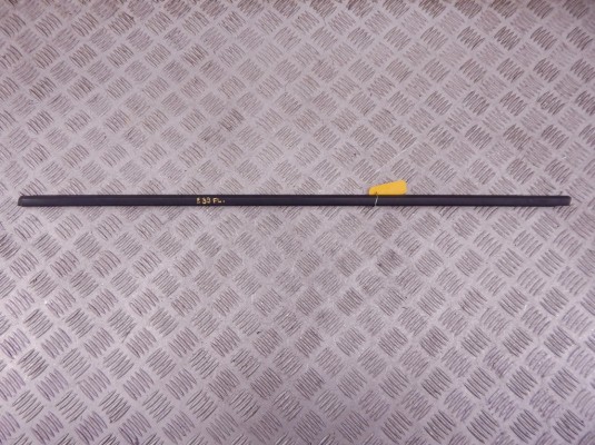 Молдинг стекла двери передней левой наружный BMW 5-series (E39) 51 21 8 159 257