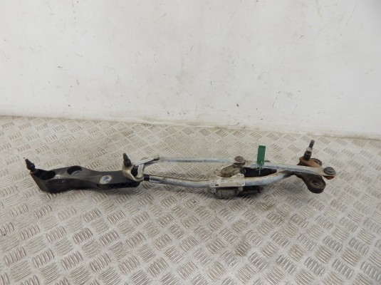 Механизм стеклоочистителя (трапеция дворников) BMW 5-series (E60/61) 61 61 7 131 164 Механизм стеклоочистителя (трапеция дворников) BMW 5-series (E60/61) 61 61 7 131 164