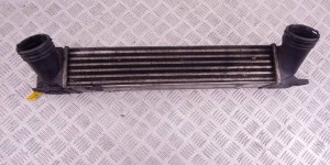 Интеркулер BMW 3-series (E90/91/92) 17 51 7 524 916