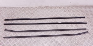 Молдинг стекла двери наружный BMW X5-series (E70) 51 33 7 207 841