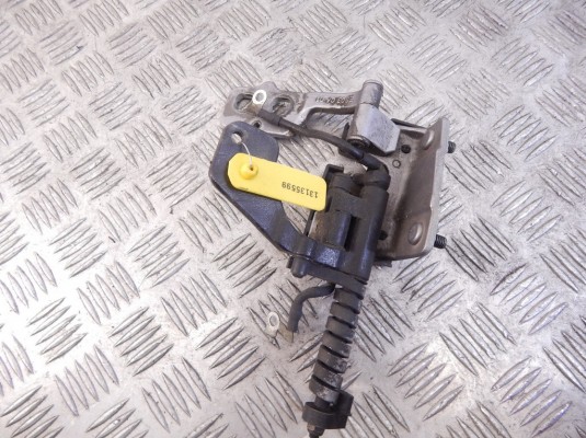 Петля крышки багажника BMW 3-series (E46) 51 24 8 254 015