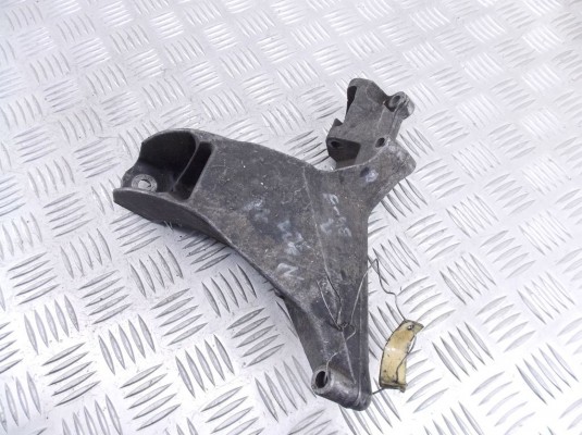 Кронштейн двигателя BMW 3-series (E46) 22 11 6 753 225