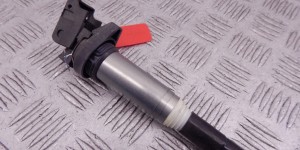 Катушка зажигания BMW 3-series (F30/31) 12 13 7 594 596 Катушка зажигания BMW 3-series (F30/31) 12 13 7 594 596